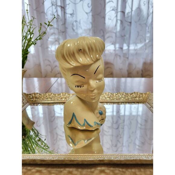 Vintage Head Vase Lady Planter, Glamor Girl Design No 2, White Pink BLue, 1950's - Picture 2 of 9